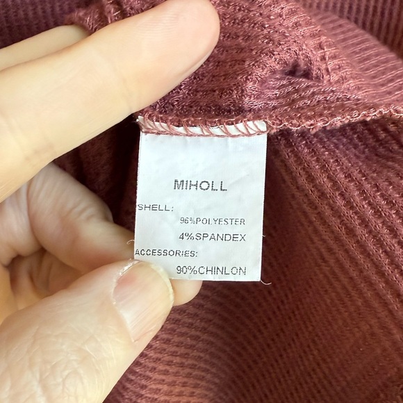 Women's Lace Sleeve Top - Mauve, Zip Closure, Henley style, Sz XL - Picture 6 of 6